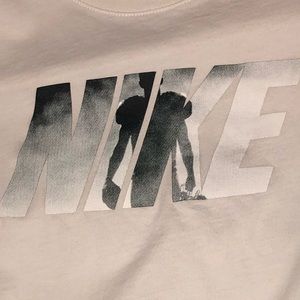 🔵PERFECT condition NIKE shirt